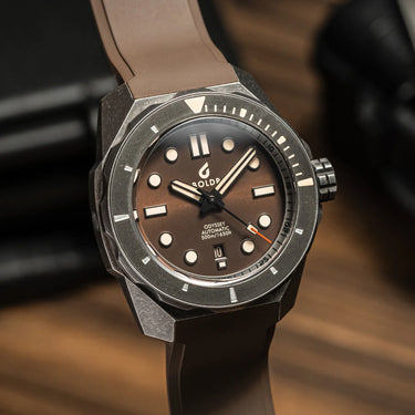 RELÓGIO BOLDR ODYSSEY CORAL BROWN 2.0 - EDIÇÃO LIMITADA