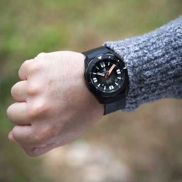 RELÓGIO BOLDR ODYSSEY FREEDIVER PG1954 (COMBO COM 2 PULSEIRAS - PULSEIRA DE AÇO INOX PRETA + PULSEIRA DE BORRACHA PRETA)